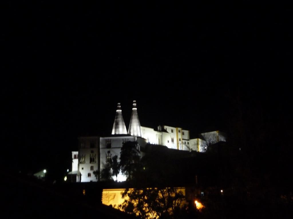 Moon Hill By Joivy Hostel Sintra Exterior foto