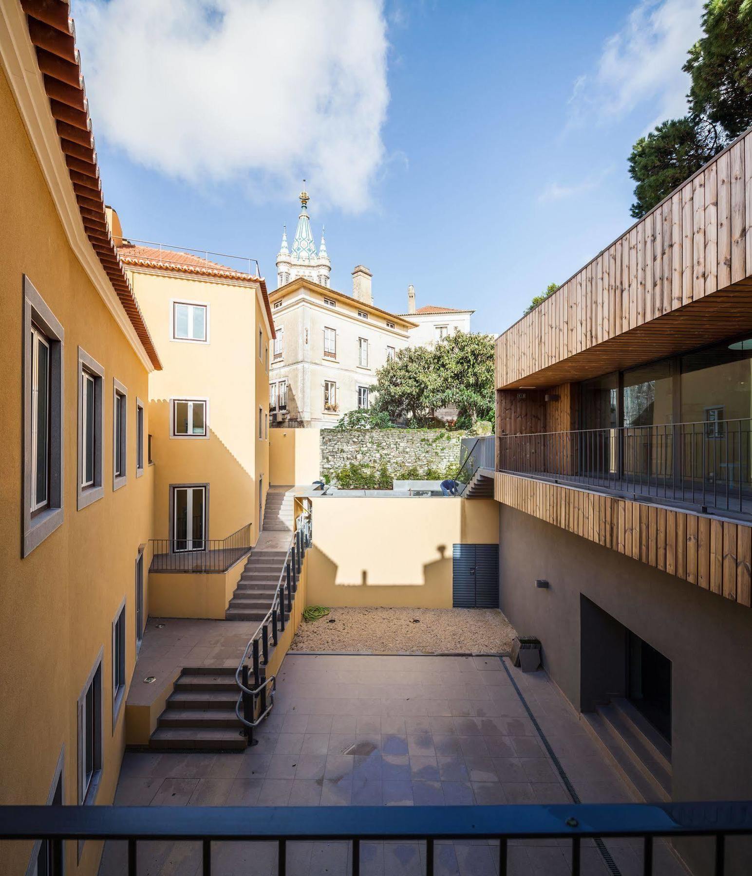 Moon Hill By Joivy Hostel Sintra Exterior foto