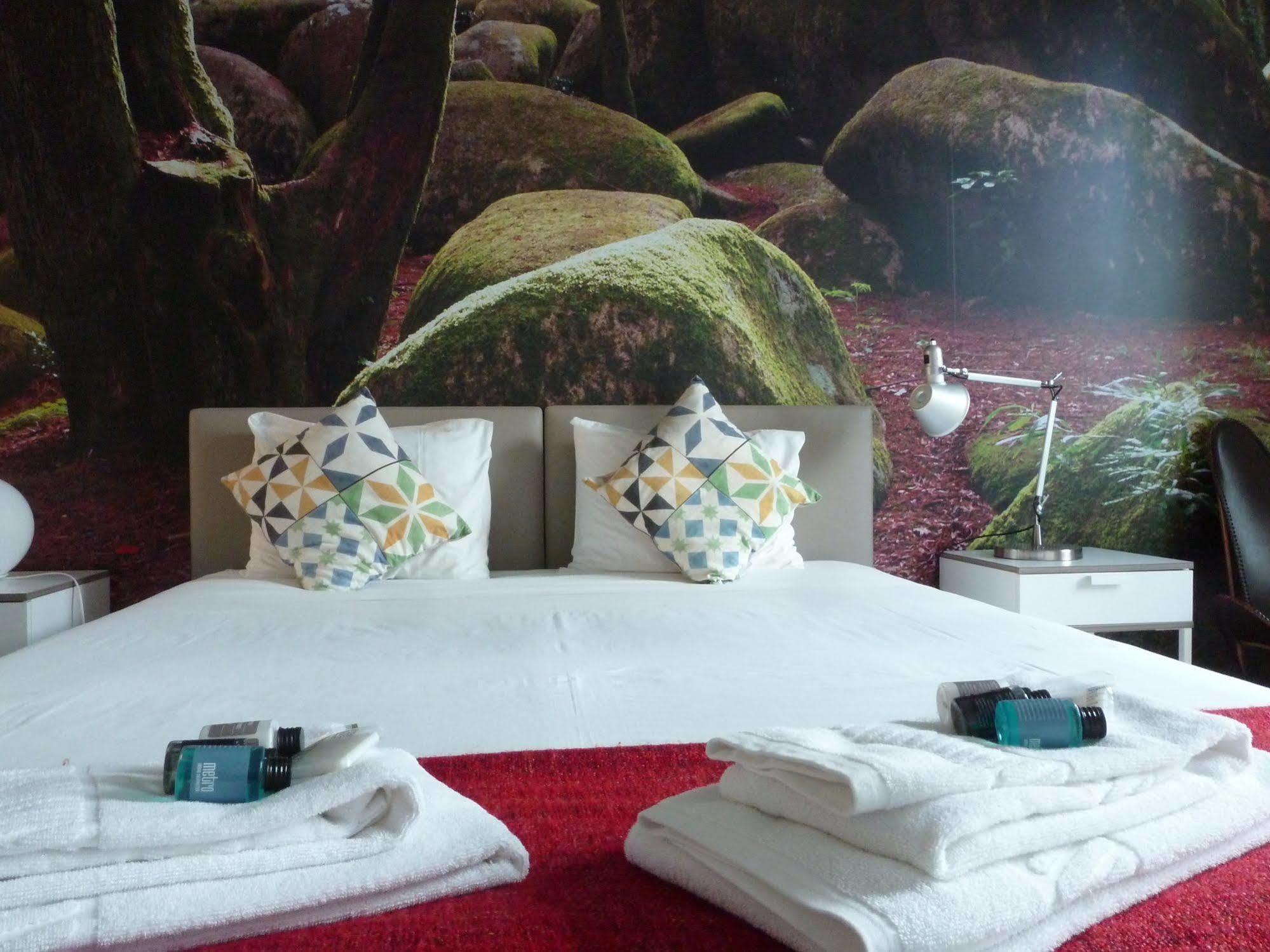 Moon Hill By Joivy Hostel Sintra Exterior foto