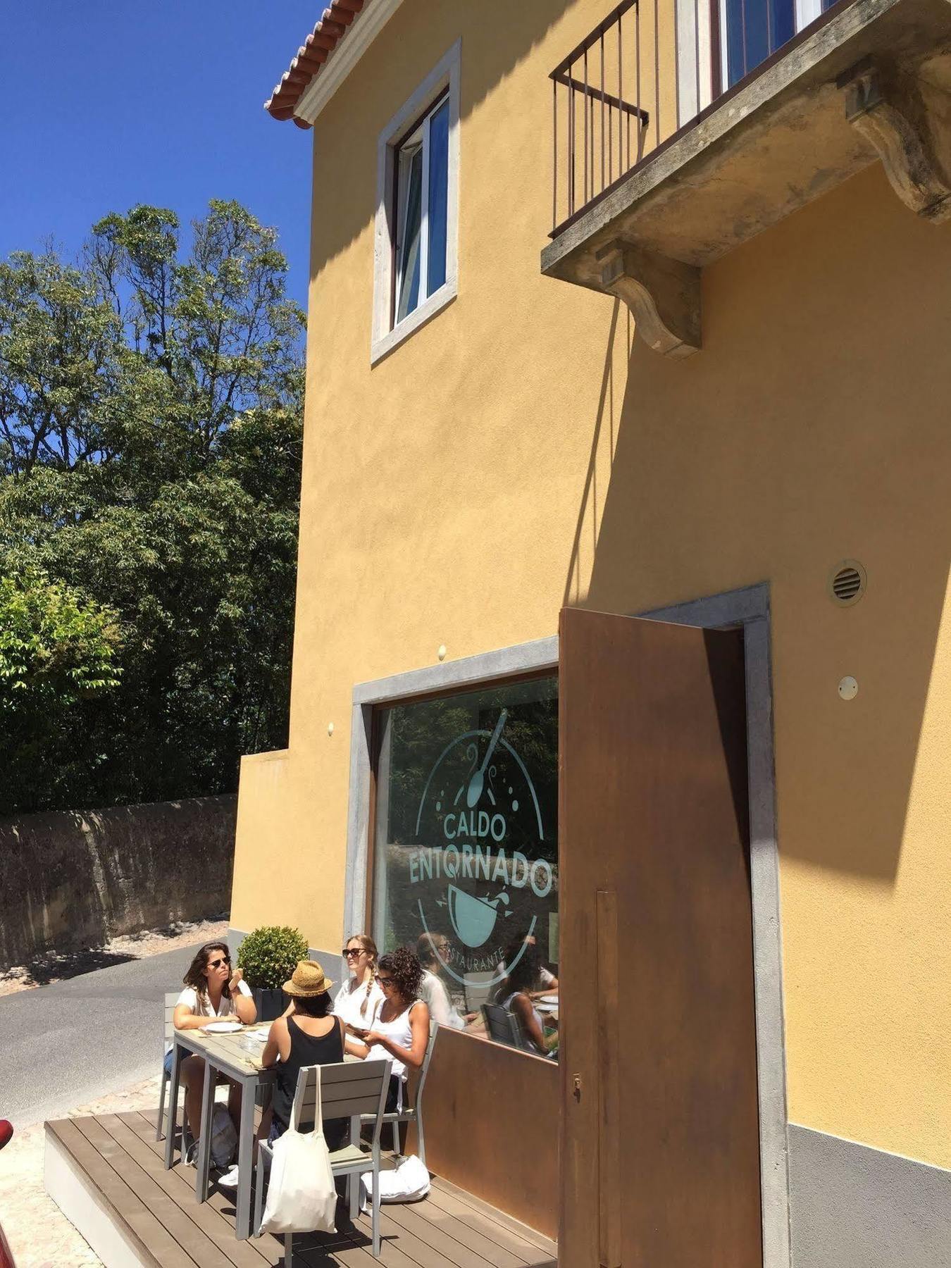Moon Hill By Joivy Hostel Sintra Exterior foto