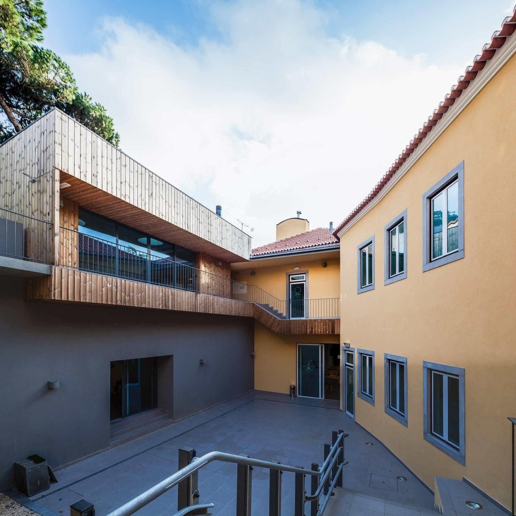 Moon Hill By Joivy Hostel Sintra Exterior foto